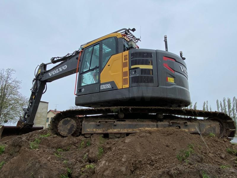 Volvo ECR 235EL - Bandgrävare: bild 2 Volvo ECR 235EL - Bandgrävare: bild 2