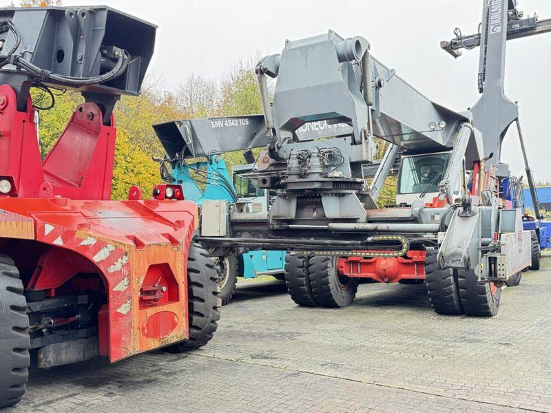 CVS Ferrari F328PB - Reachstacker: bild 2 CVS Ferrari F328PB - Reachstacker: bild 2