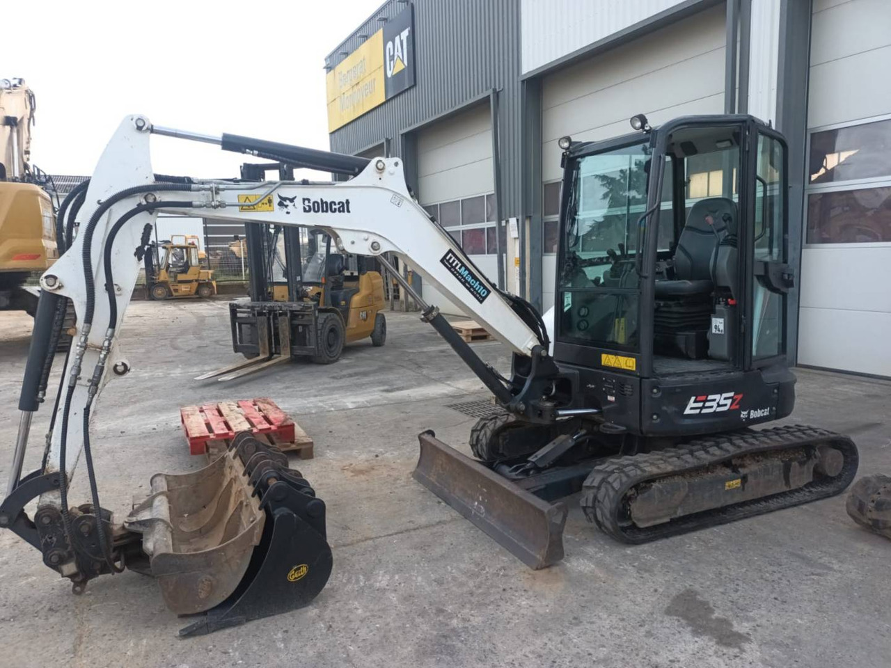 BOBCAT E35Z - Bandgrävare: bild 1 BOBCAT E35Z - Bandgrävare: bild 1