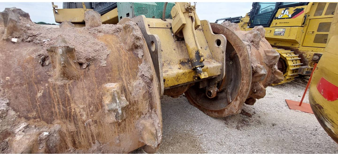 CAT 826G II - Bulldozer: bild 2 CAT 826G II - Bulldozer: bild 2