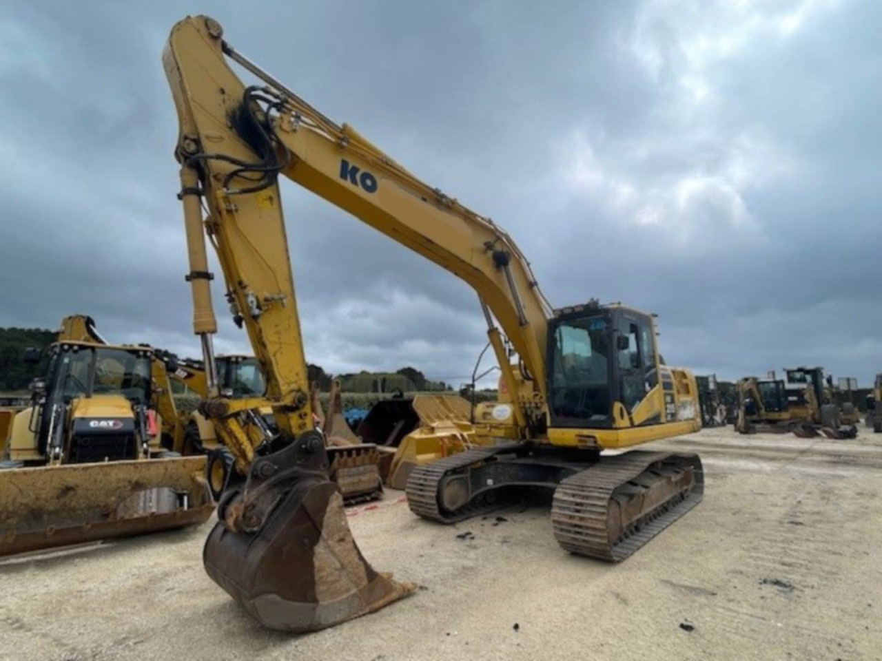 KOMATSU HB215 - Bandgrävare: bild 1 KOMATSU HB215 - Bandgrävare: bild 1