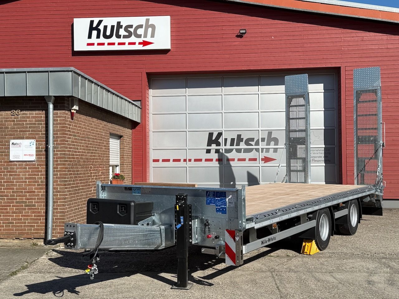 Müller-Mitteltal ETÜ-TA-R 21 Tieflader 7m, luftgefedert, LED - Flaksläp: bild 1 Müller-Mitteltal ETÜ-TA-R 21 Tieflader 7m, luftgefedert, LED - Flaksläp: bild 1