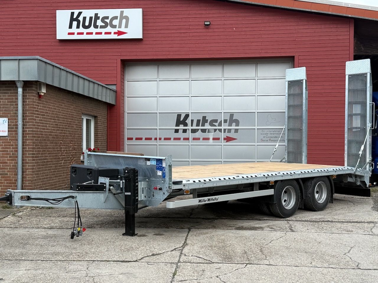 Müller-Mitteltal ETÜTAR 14,4 Tieflader, LED, Runduml. RDÜ - Flaksläp: bild 5 Müller-Mitteltal ETÜTAR 14,4 Tieflader, LED, Runduml. RDÜ - Flaksläp: bild 5