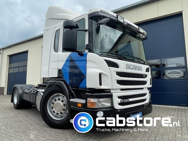 Scania P320 LA4X2 Euro 5 - Opticruise - CP16 cabine - Volledig luchtgeveerd - Km 595.151 !! - APK tot 07-2026 !! - Dragbil: bild 1 Scania P320 LA4X2 Euro 5 - Opticruise - CP16 cabine - Volledig luchtgeveerd - Km 595.151 !! - APK tot 07-2026 !! - Dragbil: bild 1