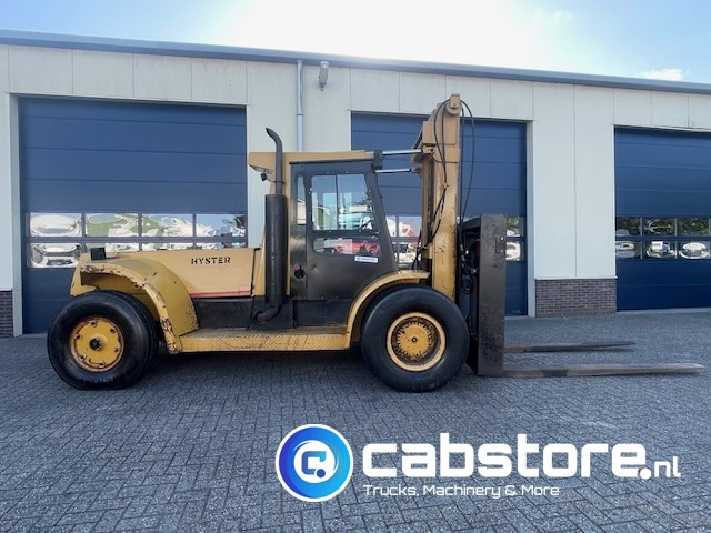 Hyster H 15.00 B Hyster H 15.00 B Heftruck ( H150D ) - Forklift - Gabelstapler - 15 Ton - Year 1989 - 7035 Hours - Side shift - Fork adjustment - Dieseltruck: bild 4 Hyster H 15.00 B Hyster H 15.00 B Heftruck ( H150D ) - Forklift - Gabelstapler - 15 Ton - Year 1989 - 7035 Hours - Side shift - Fork adjustment - Dieseltruck: bild 4