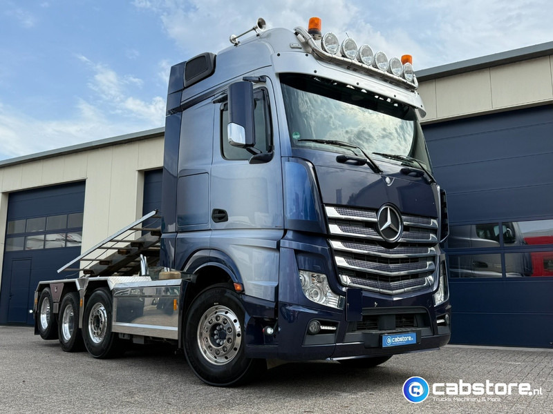 Mercedes-Benz ACTROS 3663 Euro 6 - 8x2 - RETARDER - Bouwjaar 09-2017 - 30 Ton's Container Kabelsysteem - Km 476.892 - Good condition - Lastbil med kabelsystem: bild 1 Mercedes-Benz ACTROS 3663 Euro 6 - 8x2 - RETARDER - Bouwjaar 09-2017 - 30 Ton's Container Kabelsysteem - Km 476.892 - Good condition - Lastbil med kabelsystem: bild 1