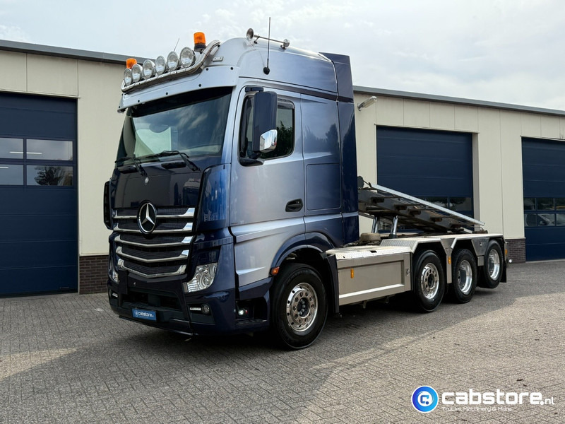 Mercedes-Benz ACTROS 3663 Euro 6 - 8x2 - RETARDER - Bouwjaar 09-2017 - 30 Ton's Container Kabelsysteem - Km 476.892 - Good condition - Lastbil med kabelsystem: bild 2 Mercedes-Benz ACTROS 3663 Euro 6 - 8x2 - RETARDER - Bouwjaar 09-2017 - 30 Ton's Container Kabelsysteem - Km 476.892 - Good condition - Lastbil med kabelsystem: bild 2