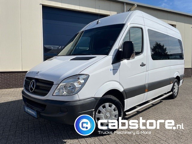 Mercedes-Benz SPRINTER 211 CDI - L2/H2- Automatische versnellingsbak - 9 Persoons - Bouwjaar 2009 - APK tot 17-01-2026 ! - Side bars - Privacy glas - Airco - Minibuss, Persontransport: bild 2 Mercedes-Benz SPRINTER 211 CDI - L2/H2- Automatische versnellingsbak - 9 Persoons - Bouwjaar 2009 - APK tot 17-01-2026 ! - Side bars - Privacy glas - Airco - Minibuss, Persontransport: bild 2