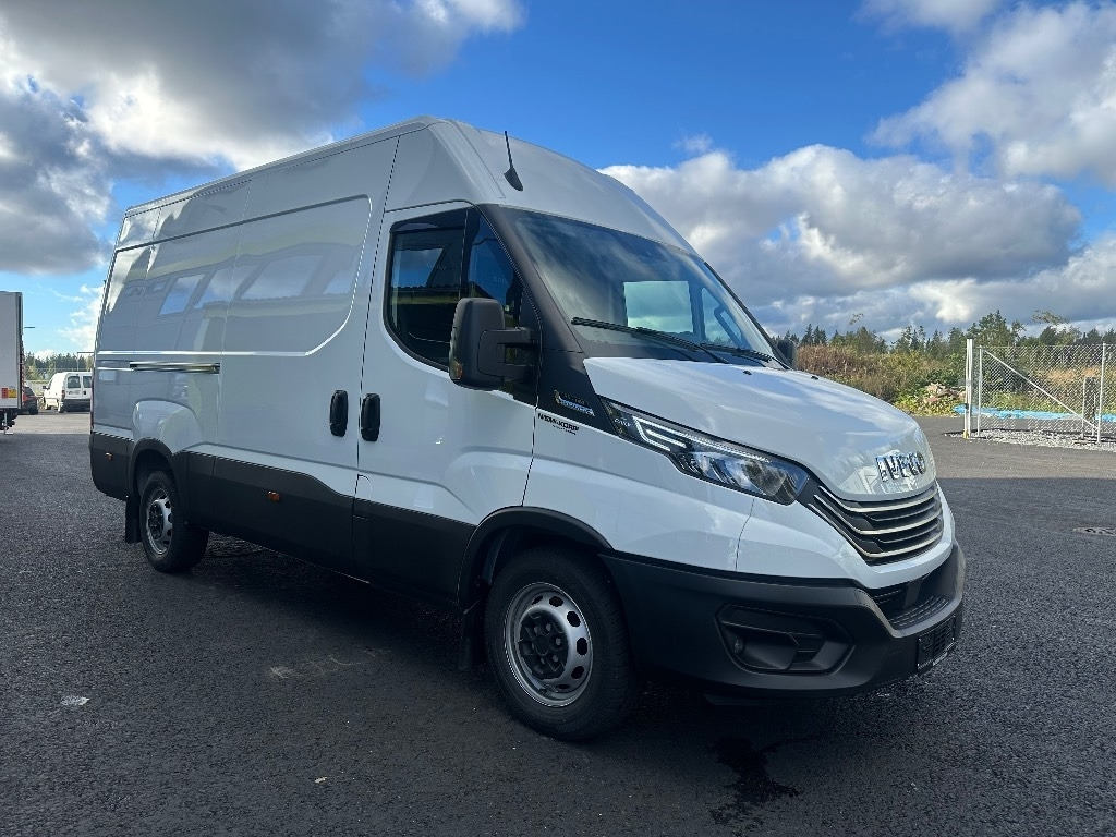 Iveco Daily 35S16A8 12m3 k-auto - Skåpbil: bild 3 Iveco Daily 35S16A8 12m3 k-auto - Skåpbil: bild 3