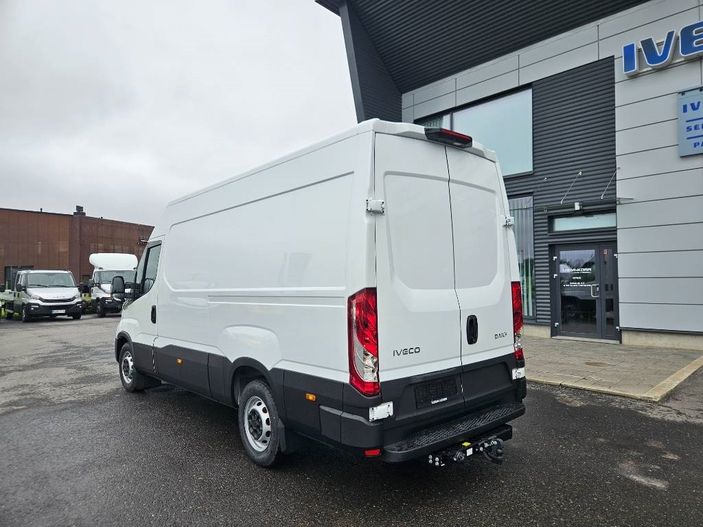 Iveco Daily 35S16A8V 12m3 - Skåpbil: bild 4 Iveco Daily 35S16A8V 12m3 - Skåpbil: bild 4