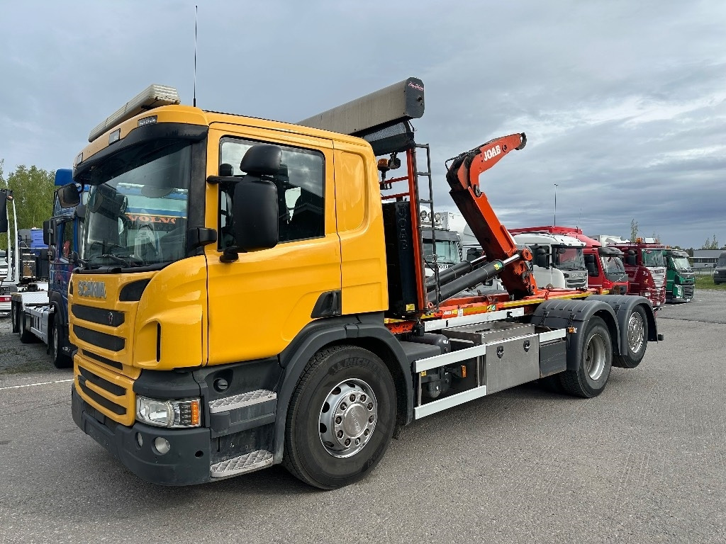 Scania P370 6x2*4 - Lastväxlare lastbil: bild 1 Scania P370 6x2*4 - Lastväxlare lastbil: bild 1