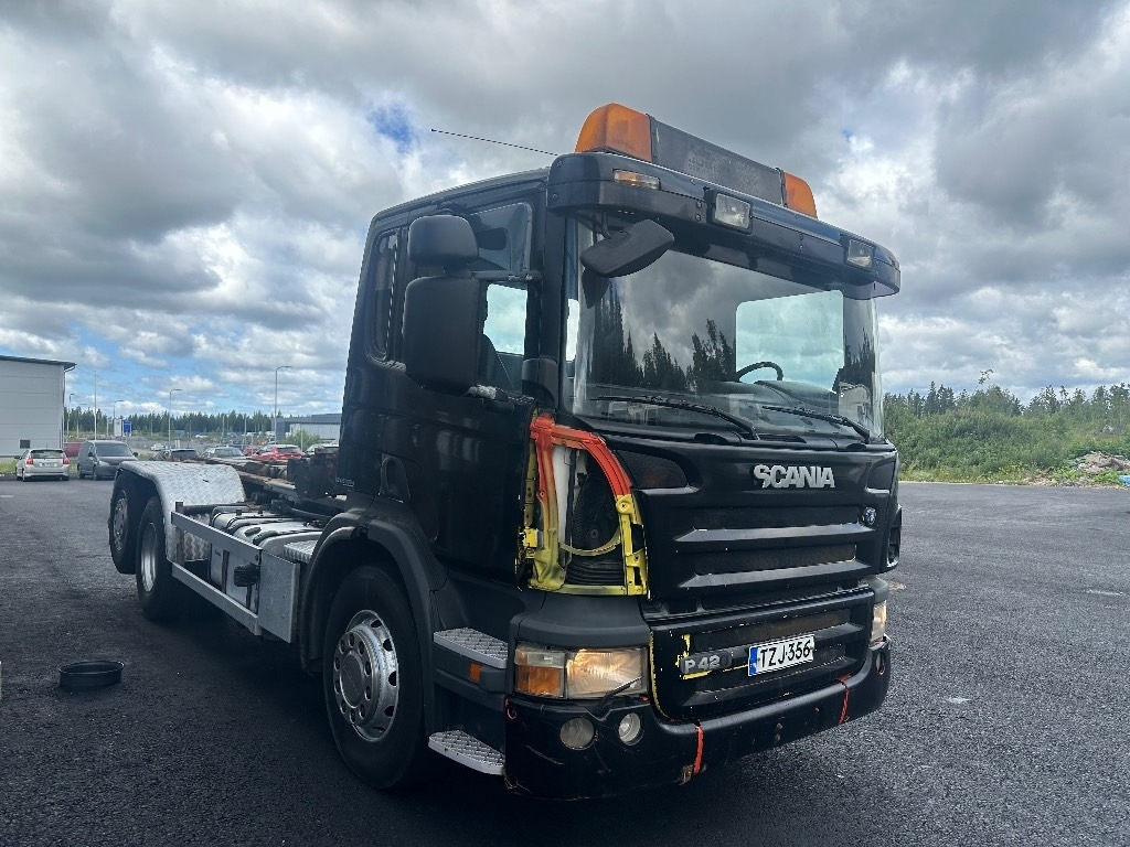 Scania P420 6x2*4 - Lastväxlare lastbil: bild 2 Scania P420 6x2*4 - Lastväxlare lastbil: bild 2
