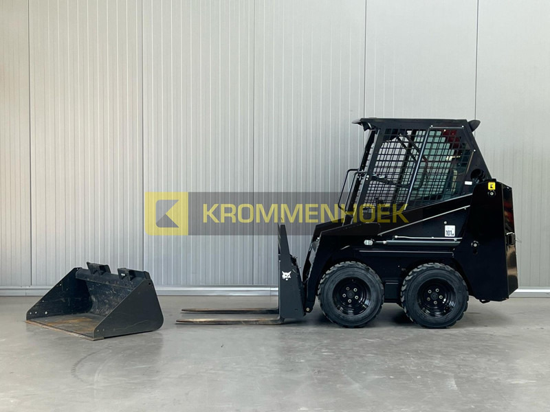 Bobcat S 70 - Kompaktlastare/ Slirstyrda lastare: bild 1 Bobcat S 70 - Kompaktlastare/ Slirstyrda lastare: bild 1