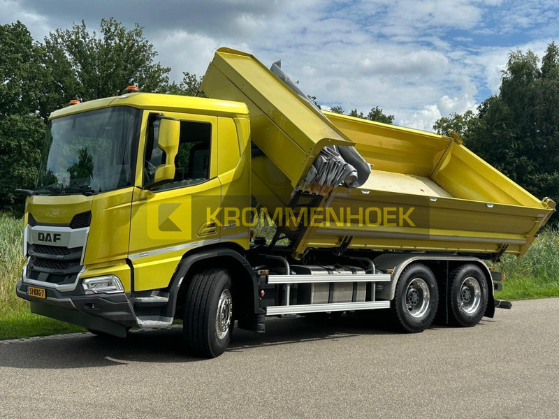 DAF XD 450 FAT Demo | 6x4 | 3 zijdige Kipper - Tippbil lastbil: bild 3 DAF XD 450 FAT Demo | 6x4 | 3 zijdige Kipper - Tippbil lastbil: bild 3