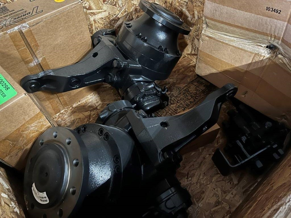 CNH Hydraulic drive - CNH - MG18 - Ram/ Chassi för Lantbruksmaskiner: bild 3 CNH Hydraulic drive - CNH - MG18 - Ram/ Chassi för Lantbruksmaskiner: bild 3