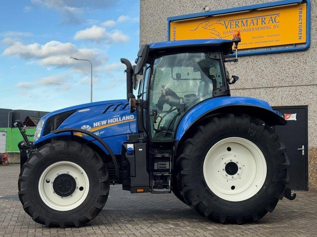 New Holland T6.180 Dynamic Command, frontlinkage, Stage V, GPS - Traktor: bild 2 New Holland T6.180 Dynamic Command, frontlinkage, Stage V, GPS - Traktor: bild 2
