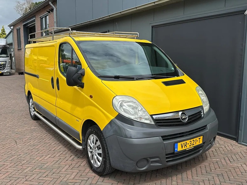 Opel Vivaro 2.0CDTI 84KW 2.9 TON L2H1 3ZITS AIRCO IMPERIAL - Små skåpbil: bild 1 Opel Vivaro 2.0CDTI 84KW 2.9 TON L2H1 3ZITS AIRCO IMPERIAL - Små skåpbil: bild 1