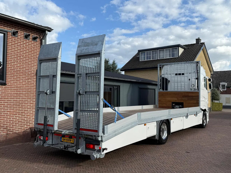 Renault T530 HIGH Unused 488km Machine Transporter Full Option! - Biltransportbil lastbil: bild 3 Renault T530 HIGH Unused 488km Machine Transporter Full Option! - Biltransportbil lastbil: bild 3