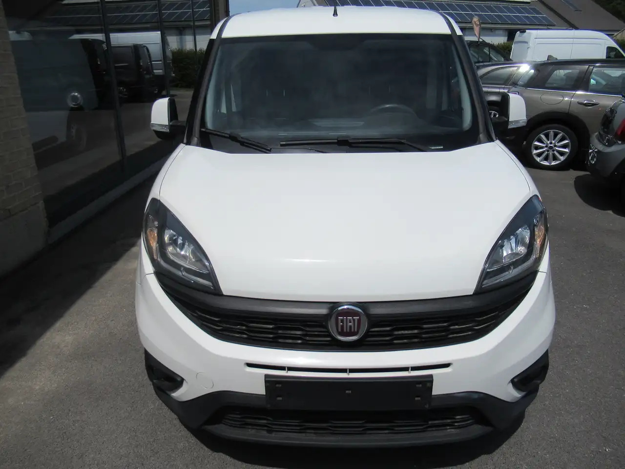 Fiat Doblo 105CV AIRCO,NAVI,CRUISE 9000€+TVA - Skåpbil: bild 3 Fiat Doblo 105CV AIRCO,NAVI,CRUISE 9000€+TVA - Skåpbil: bild 3