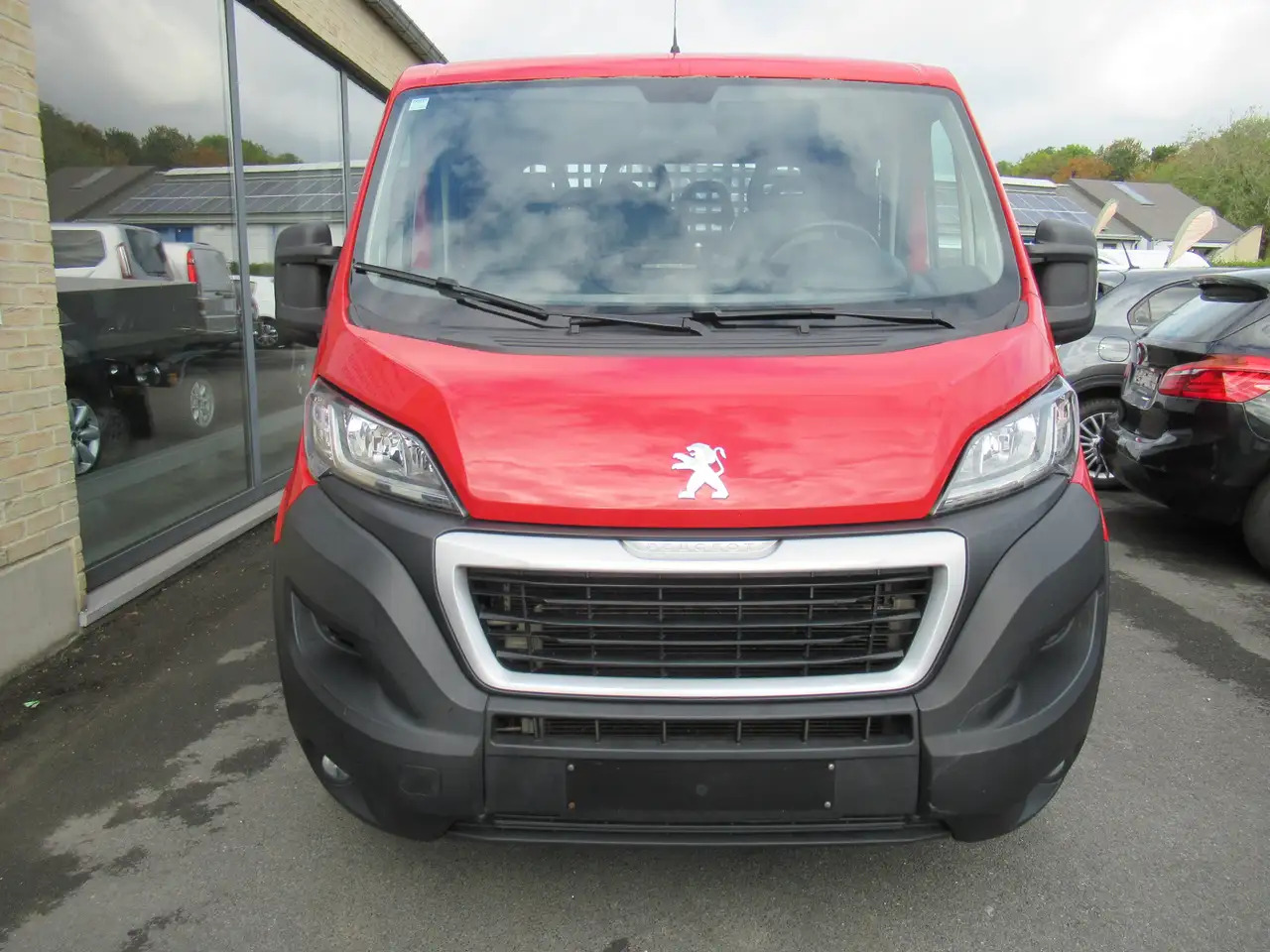 Peugeot Boxer DBLE CAB PLAT 12900€+TVA/BTW - Transportbil med flak, Dubbelhytt transportbil: bild 3 Peugeot Boxer DBLE CAB PLAT 12900€+TVA/BTW - Transportbil med flak, Dubbelhytt transportbil: bild 3