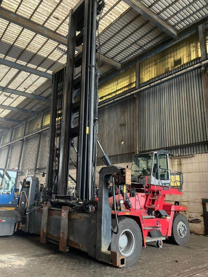Kalmar DCF100-45E7 - Containertruck: bild 2 Kalmar DCF100-45E7 - Containertruck: bild 2