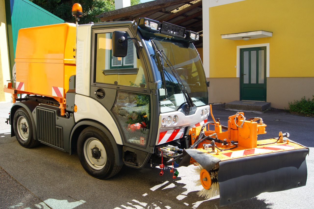 MULTICAR TREMO X56 Carrier CS/4x4/Euro 5/Besen/Wasserfass - Plogbil: bild 5 MULTICAR TREMO X56 Carrier CS/4x4/Euro 5/Besen/Wasserfass - Plogbil: bild 5