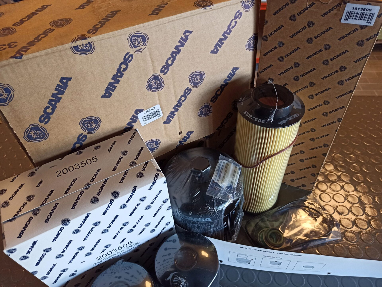 SCANIA MAINTENANCE KIT D16 XPI - 2189427 - Motor reparationssats för Lastbil: bild 1 SCANIA MAINTENANCE KIT D16 XPI - 2189427 - Motor reparationssats för Lastbil: bild 1