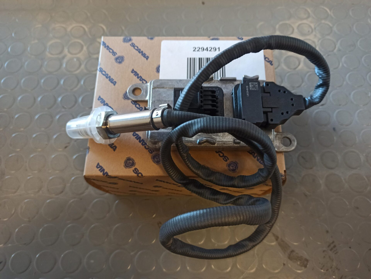 SCANIA NOX SENSOR - 2294291 - Sensor för Lastbil: bild 1 SCANIA NOX SENSOR - 2294291 - Sensor för Lastbil: bild 1