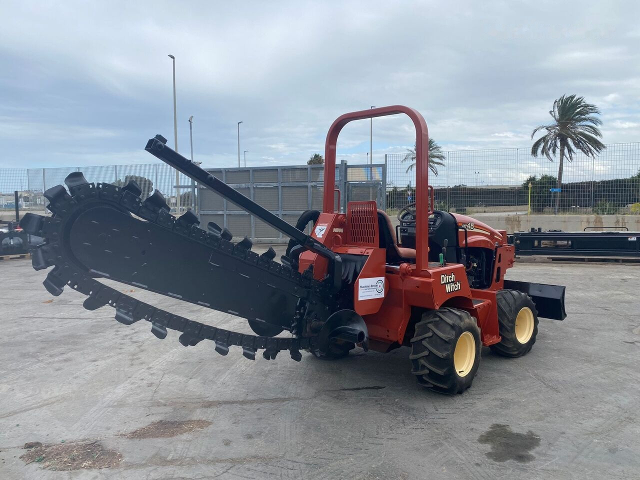 Ditch-Witch RT45 - Kedjegrävare: bild 5 Ditch-Witch RT45 - Kedjegrävare: bild 5