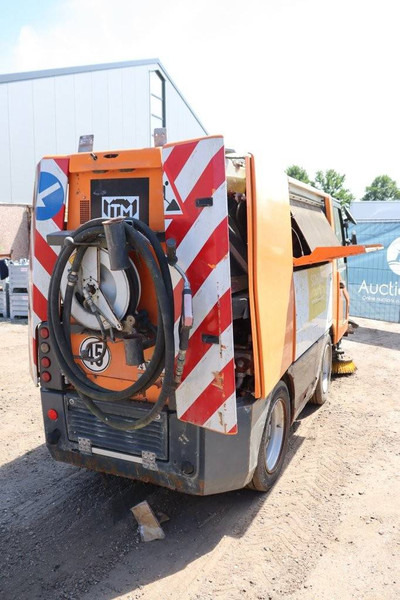 Aebi AEBI MFH2500 - Sopmaskin: bild 5 Aebi AEBI MFH2500 - Sopmaskin: bild 5