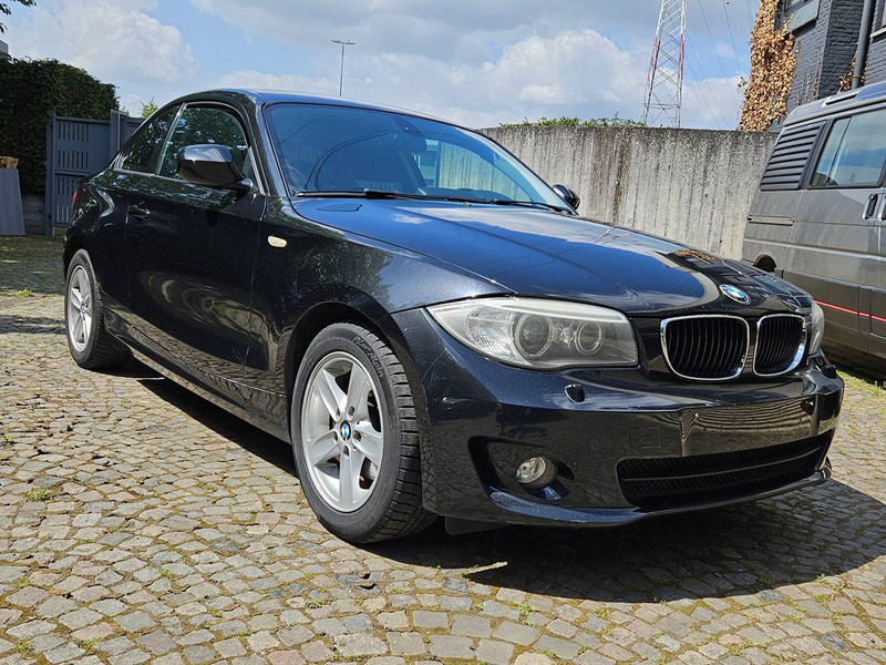 BMW 1-Reeks Coupe (E82 - LCI) _ 120d - Sedan: bild 4 BMW 1-Reeks Coupe (E82 - LCI) _ 120d - Sedan: bild 4