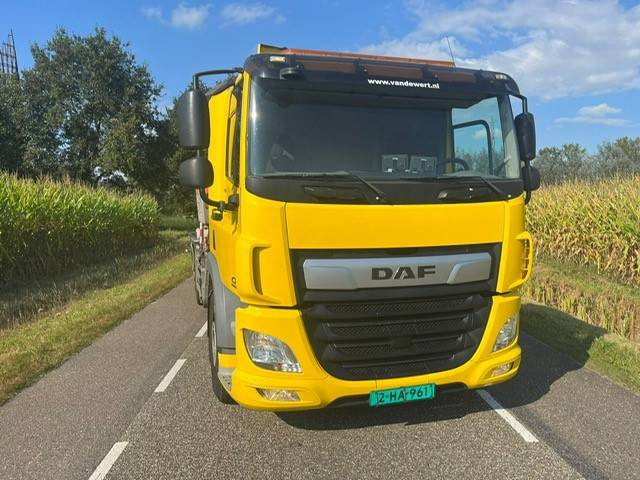 DAF CF290 - Lastbil med skåp: bild 3 DAF CF290 - Lastbil med skåp: bild 3