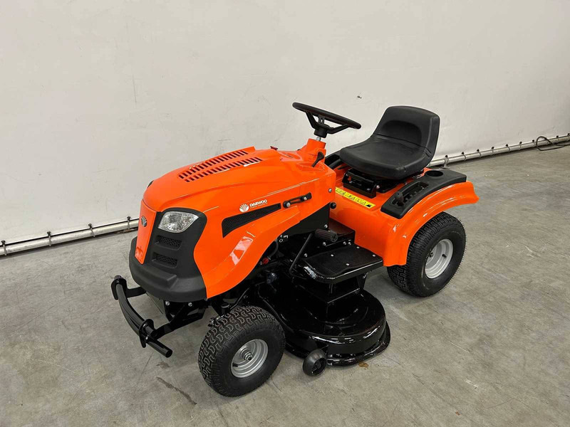 Daewoo DA1066HX - Gräsklippare: bild 1 Daewoo DA1066HX - Gräsklippare: bild 1