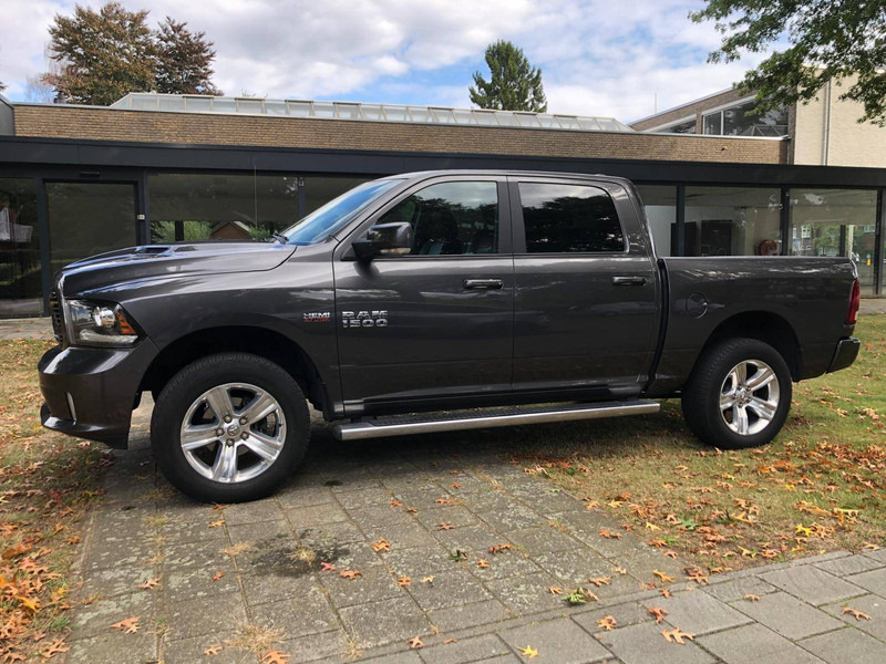Dodge Ram1500 - Sedan: bild 1 Dodge Ram1500 - Sedan: bild 1