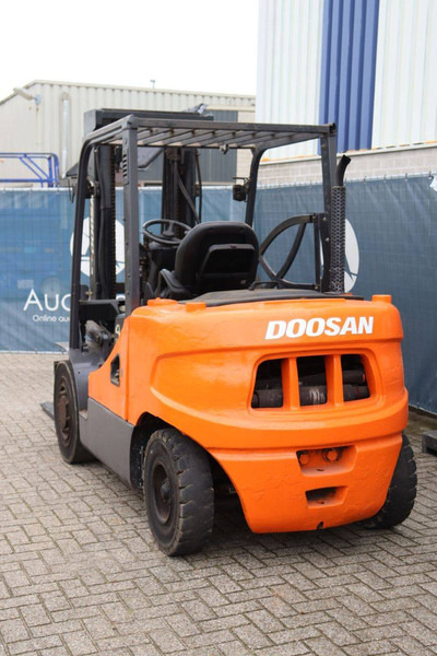 Doosan - Dieseltruck: bild 4 Doosan - Dieseltruck: bild 4