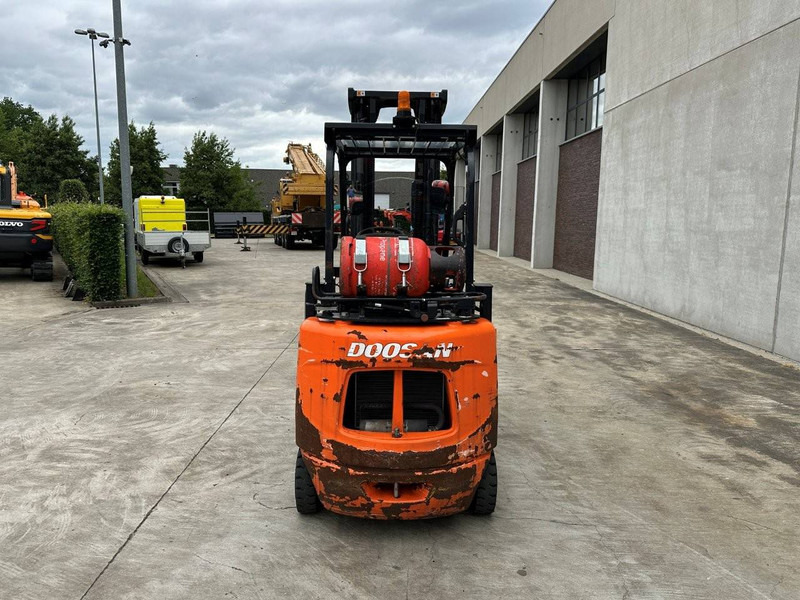 Doosan GC20E-5 - Gasoltruck: bild 5 Doosan GC20E-5 - Gasoltruck: bild 5