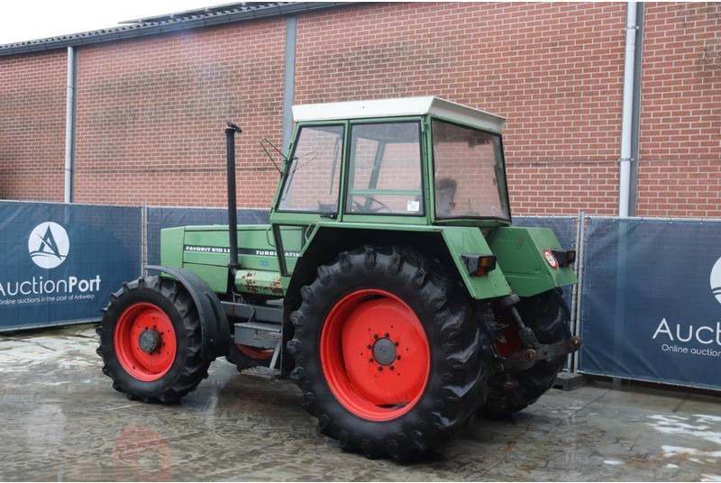 Fendt Favorit 610 LS Turbomatik - Traktor: bild 3 Fendt Favorit 610 LS Turbomatik - Traktor: bild 3