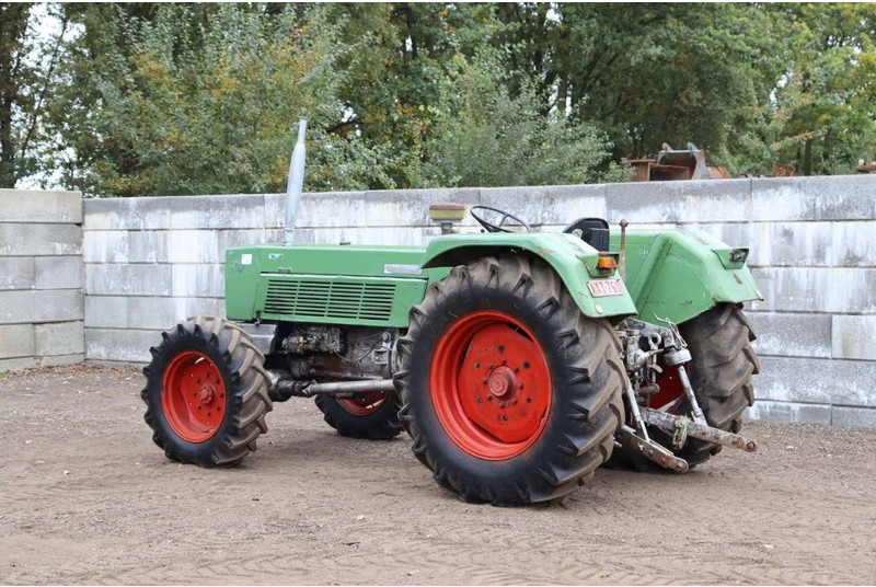 Fendt Favorit 610 S Turbomatik - Traktor: bild 3 Fendt Favorit 610 S Turbomatik - Traktor: bild 3