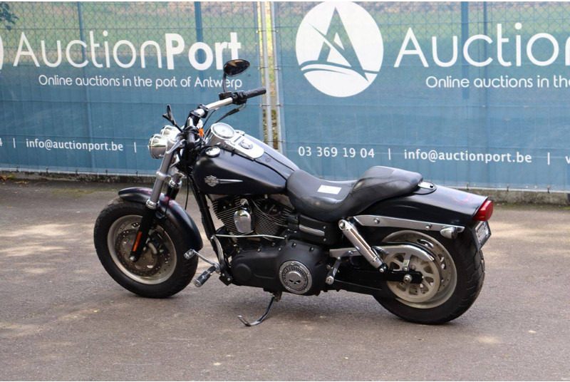 Harley-Davidson Dyna Fat Bob - Motorcykel: bild 3 Harley-Davidson Dyna Fat Bob - Motorcykel: bild 3
