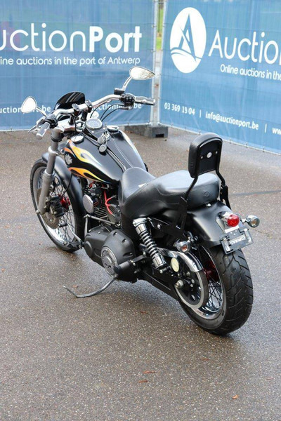 Harley-Davidson Dyna Wide Glide - Motorcykel: bild 4 Harley-Davidson Dyna Wide Glide - Motorcykel: bild 4