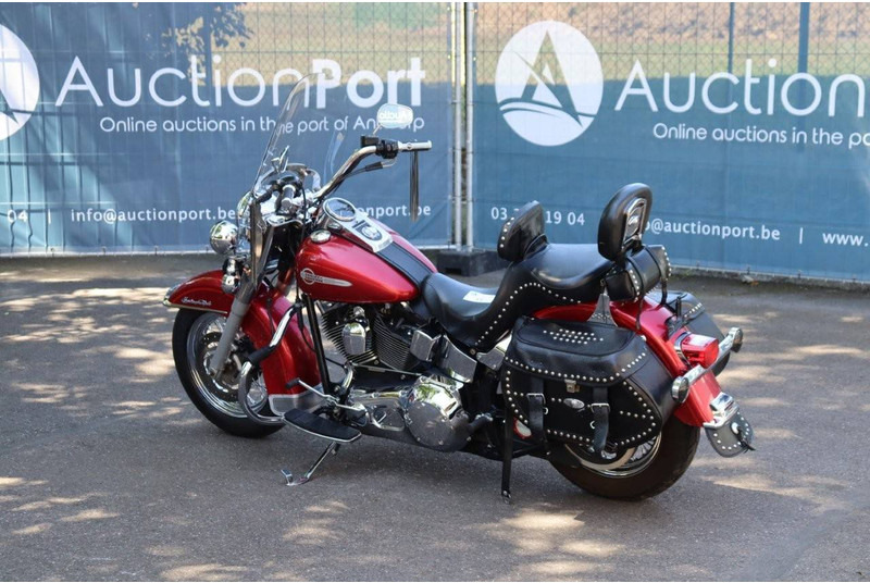 Harley-Davidson Heritage Softail Classic - Motorcykel: bild 3 Harley-Davidson Heritage Softail Classic - Motorcykel: bild 3