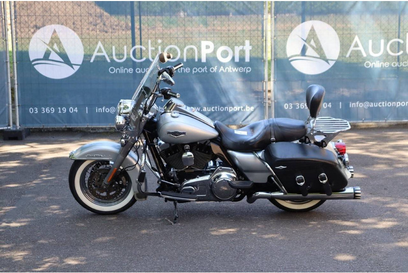Harley-Davidson Road King Classic - Motorcykel: bild 2 Harley-Davidson Road King Classic - Motorcykel: bild 2