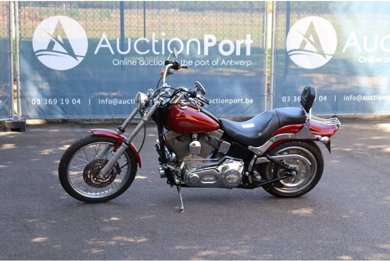Harley-Davidson Softail Standard - Motorcykel: bild 1 Harley-Davidson Softail Standard - Motorcykel: bild 1