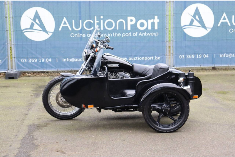 Harley-Davidson Sporster XL883 - Motorcykel: bild 1 Harley-Davidson Sporster XL883 - Motorcykel: bild 1