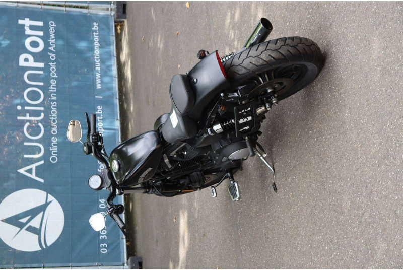 Harley-Davidson Sportster 883 - Motorcykel: bild 4 Harley-Davidson Sportster 883 - Motorcykel: bild 4