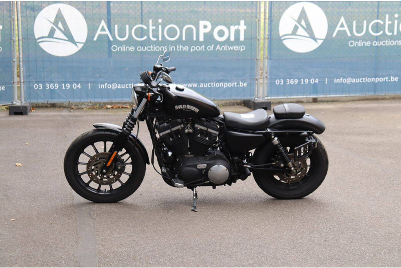 Harley-Davidson Sportster 883 - Motorcykel: bild 1 Harley-Davidson Sportster 883 - Motorcykel: bild 1