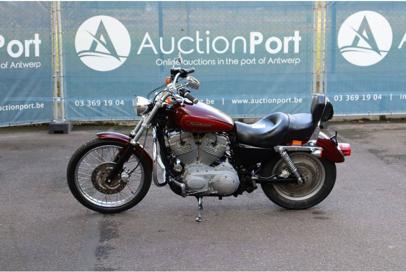 Harley-Davidson Sportster XL883 - Motorcykel: bild 1 Harley-Davidson Sportster XL883 - Motorcykel: bild 1