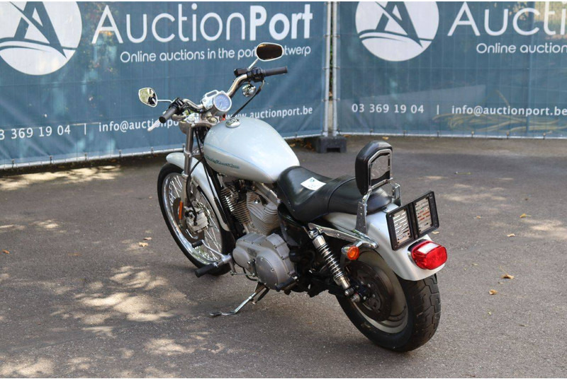 Harley-Davidson Sportster XL883 Super Low - Motorcykel: bild 4 Harley-Davidson Sportster XL883 Super Low - Motorcykel: bild 4