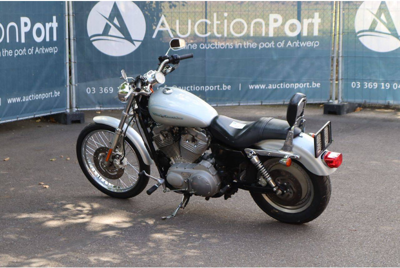 Harley-Davidson Sportster XL883 Super Low - Motorcykel: bild 3 Harley-Davidson Sportster XL883 Super Low - Motorcykel: bild 3