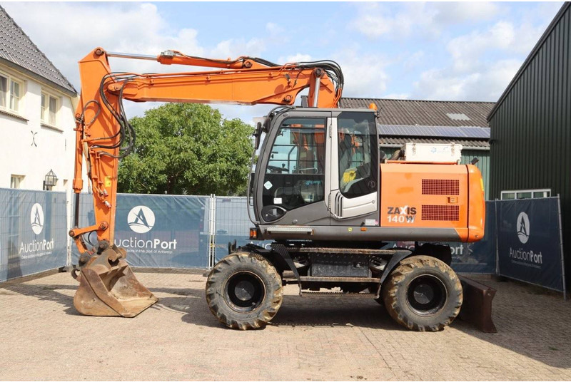 Hitachi ZX140W-3 - Grävmaskin på däck: bild 2 Hitachi ZX140W-3 - Grävmaskin på däck: bild 2